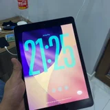 iPad 8 — iPod, laptop, screen (photo 2)