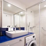 Сдача квартиры 1+1 в ORBI CITY — washer, microwave, washbasin (photo 5)