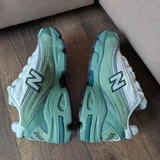 Женские кроссовки New Balance 1000 реплика — running shoe, bath towel (photo 3)