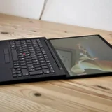 Ноутбук Lenovo Thinkpad X1 Carbon 10 поколения — notebook (photo 3)