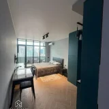 Студия в ЖК Grand Towers — studio couch, window shade (photo 2)