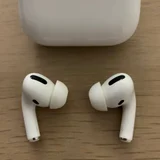 AirPods Pro 1 — soap dispenser, toaster (photo 2)