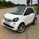 Smart Fortwo 0.9 — sports car, convertible, car wheel (photo 1)