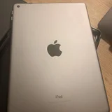 iPad A1893 — notebook, laptop (photo 1)