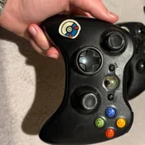 Xbox 360 Slim с комплектом игр и аксессуаров (photo 6)