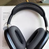 Apple AirPods Max Gen 2 Midnight — vacuum, mouse (photo 2)