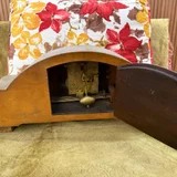 Антикварные часы — cradle, fire screen, sewing machine (photo 2)