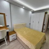 Квартира 1+1, 50 кв.м, ул. Шартава, 32 — studio couch, wardrobe, sliding door (photo 2)