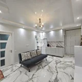 Сдача квартиры 1+1 — studio couch, four-poster (photo 3)