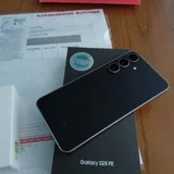 Samsung Galaxy S25 FE 8GB/256GB Black — hard disc, wallet (photo 3)