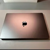 Apple MacBook Pro 14″ (photo 4)