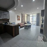 Квартира 3+1 на улице Пиросмани 18 д — home theater, pool table (photo 2)