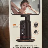 Автоматический держатель для телефона с AI-отслеживанием — vacuum (photo 2)