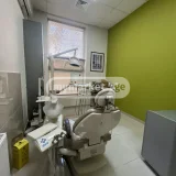 Медицинские расходные материалы и оборудование — toilet seat, barber chair (photo 1)