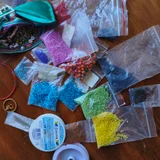 Набор для бисероплетения: бисер, леска и иголки — plastic bag (photo 2)