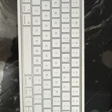 Беспроводная клавиатура Apple Magic Keyboard — computer keyboard, space bar, typewriter keyboard (photo 3)
