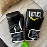 Боксерские перчатки и бинты — knee pad (photo 2)