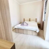 4-комнатная квартира у моря, 2 спальни — studio couch, four-poster (photo 2)
