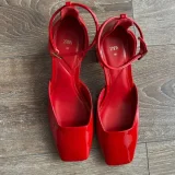 Туфли Zara — clog, sandal (photo 3)