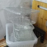 Пластиковые контейнеры и подвесная полка — hamper, water jug, measuring cup (photo 1)
