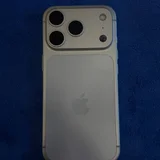 iPhone 17 Air 256GB — remote control, iPod, cellular telephone (photo 3)
