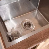 Набор кухонных шкафов (2 навесных и шкаф с мойкой) — washbasin, rain barrel (photo 4)