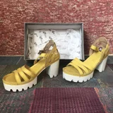 Сапоги Италия кожаные с натуральным мехом 38-39 — clog, shoe shop, television (photo 1)