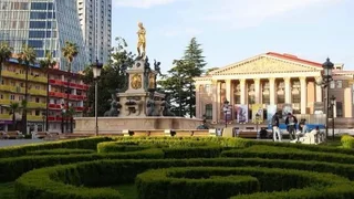 3-комнатная квартира, 120 м², $1000