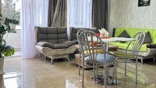 2-комнатная квартира посуточно. Надзаладеви