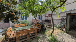 7 room Private House For Sale. Isani