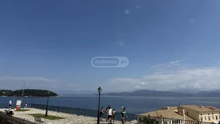 Комната в отеле. Диди Дигоми