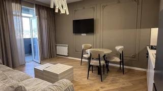 White Square Shartava: 3-комнатная, 70.0 м²