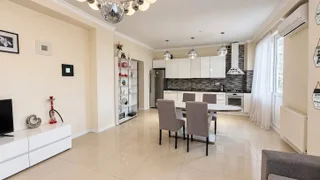 4 комнатная квартира в Ваке, $1500