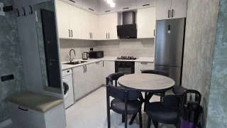 1+1 $ $600