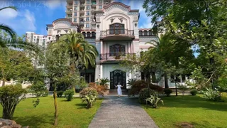 9 room Private House For Sale