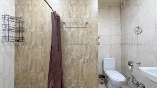 Паркинг на უნივერსიტეტის ქუჩა 26 Saburtalo
