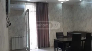 3-комнатная квартира в районе Багратиони