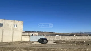 Коммерческая недвижимость (склад/торговое помещение). Поничала