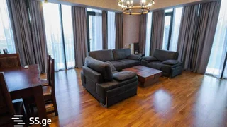 4-комнатная квартира. Ваке