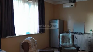 1-комнатный частный дом в районе Багратиони