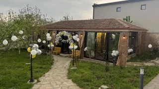 1 комнатный частный дом. Сдаётся посуточно. Мтацминда