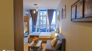 1+1 на Metro City Airport road 10 Airport District