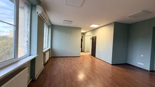 Офис 73 кв.м в Сабуртало, $900
