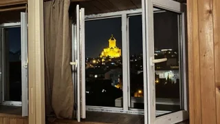 4 room Flat for rent. Avlabari