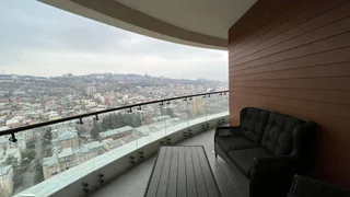 3-комнатная квартира в Тбилиси