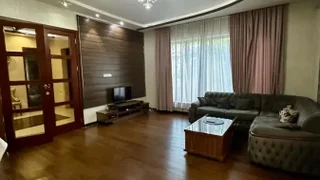 4-комнатный частный дом. Исани