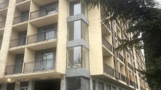 Store-Industrial property For Sale. Isani