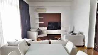 Opera Residence: 4-комнатная, 150.0 м²