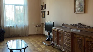 4-комнатная квартира в Тбилиси
