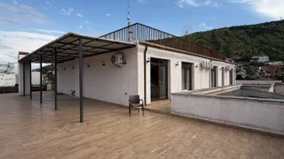 6-комнатная квартира. Вера